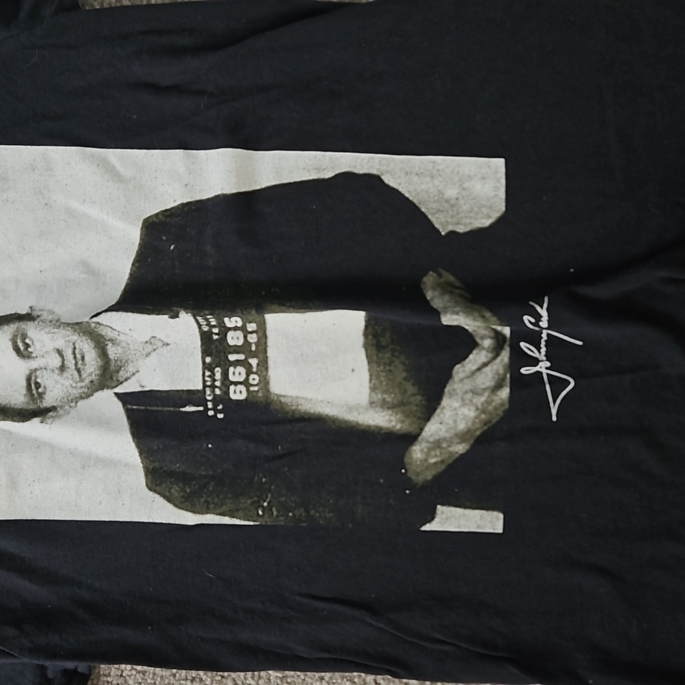 Johnny Cash Tshirt size small